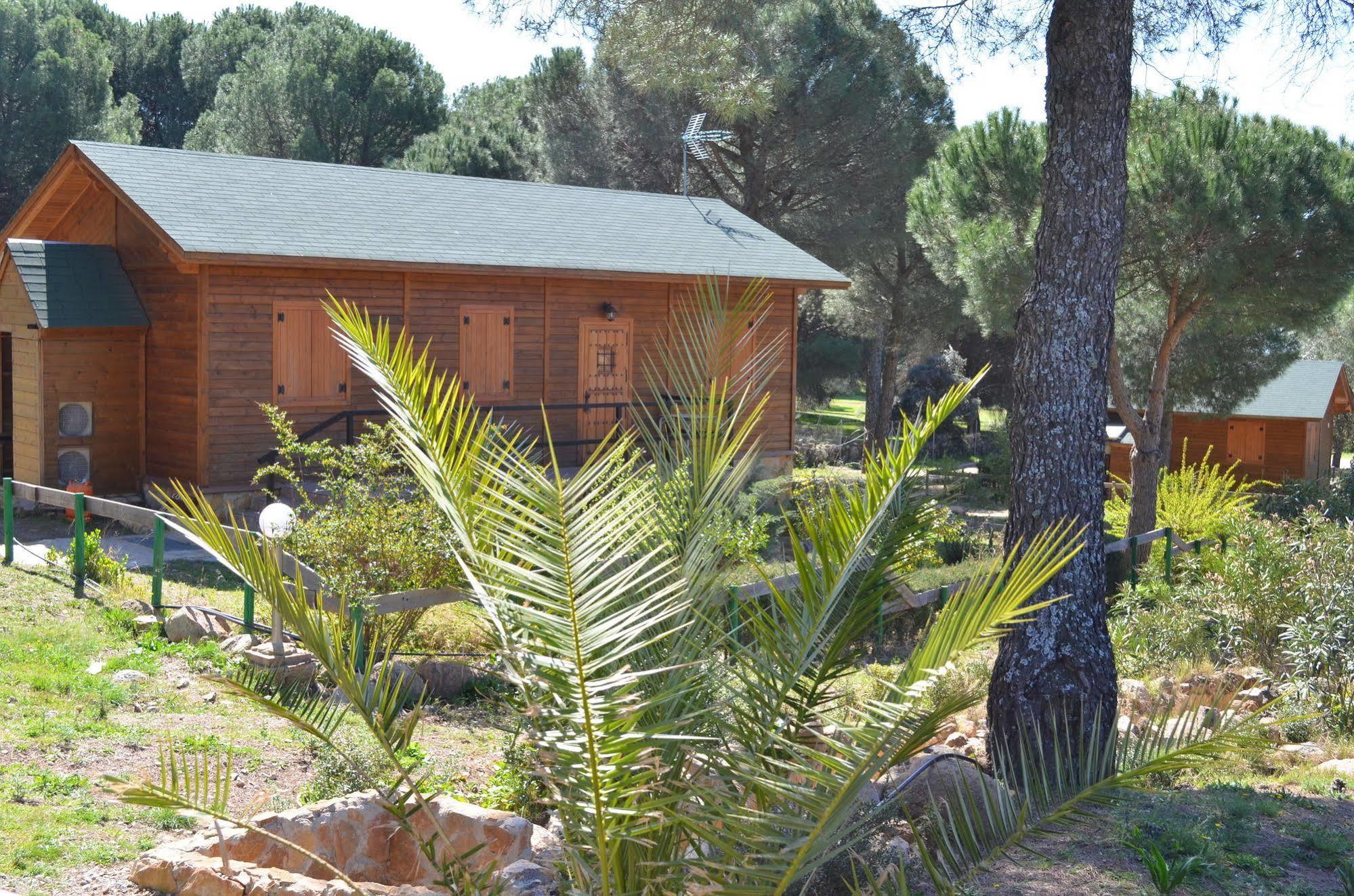 Apartamentos Paraje San Gines Andújar Esterno foto